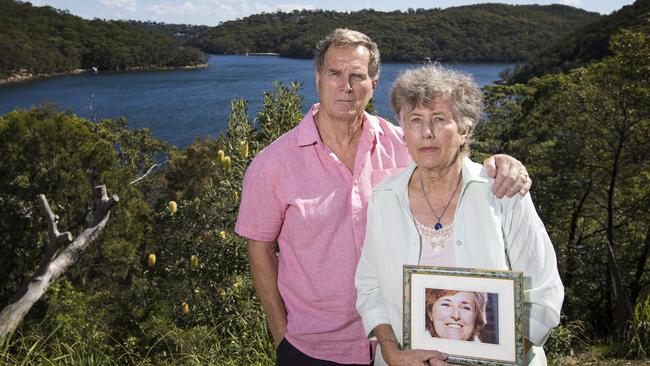 ‘I just hope the DPP can look at it with new eyes’ … Lyn Dawson’s brother Greg Simms and sister Pat Jenkins. Picture: Hollie Adams