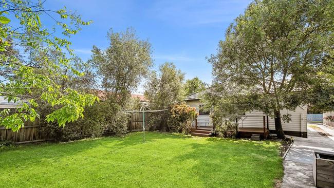 13 Campbell St, East Geelong, sold for $601,000.