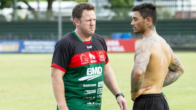 Wynnum Manly Seagulls coach Adam Brideson talking to players at training. (AAP Image/Richard Walker)