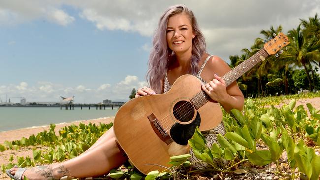 BEST PHOTOGRAPHS 2022. Evan Morgan. Country singer Jade Holland has been back home in Townsville for a lightning visit. Picture: Evan Morgan