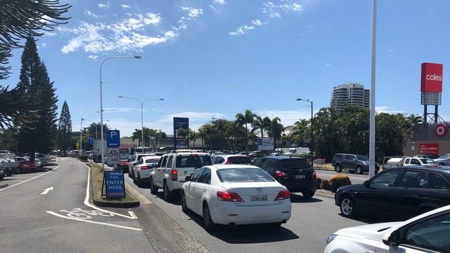 Traffic banked up at the QLD border on Wharf St, Tweed Heads.