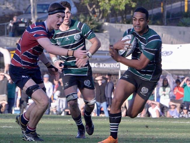 GPS Rugby 2019 - The Southport School (TSS) vs Brisbane Boys' College (BBC). BBC No.12 Lukas Ripley flies between Wilson Blyth (5) and Ngiyaani Waters (7). Picture: 'The Season' Episode 1 / OnionTV