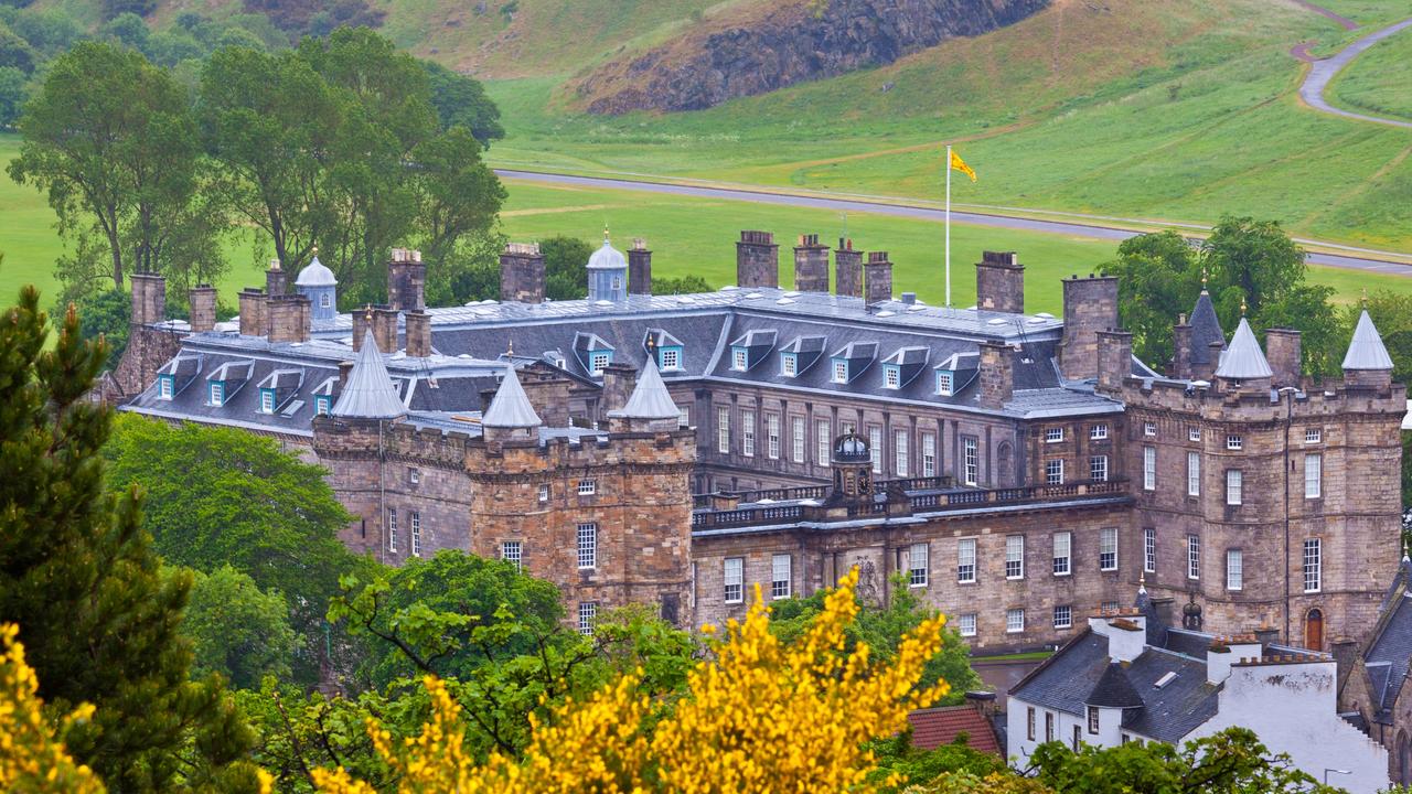 The Palace of Holyroodhouse, Edinburgh, Scotland, United Kingdom. Hotlist Royal Britannia Photo – iStock