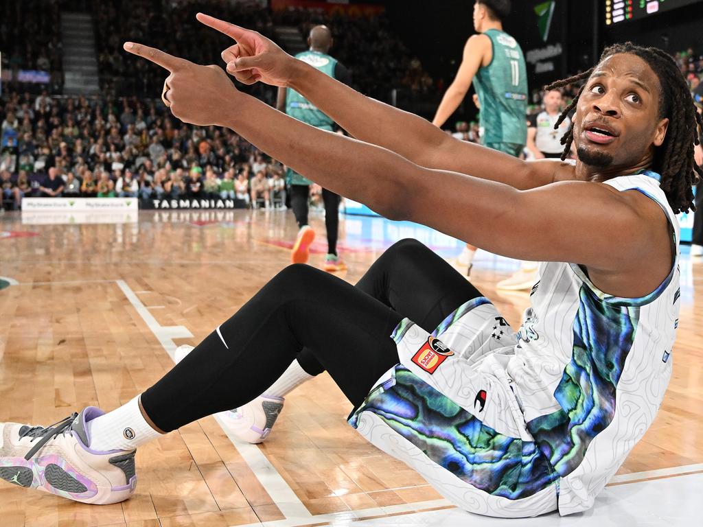 A rough, rough night in Tassie for Freddie Gillespie and the New Zealand Breakers. Picture: Getty Images