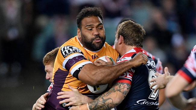 Thaiday is ready to put his hand up and take the hit ups once again. (AAP Image/Dan Himbrechts)