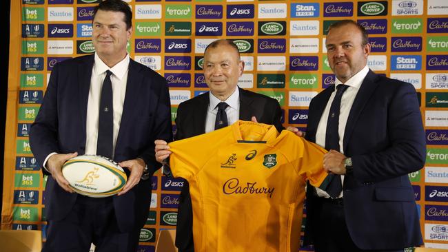 Former Wallabies head coach Eddie Jones, centre, with Hamish McLennan, left, and former Rugby Australia CEO Andy Marinos. The Wallabies’ failure at the World Cup put the spotlight on Rugby Australia’s leadership. Picture: Tim Hunter.