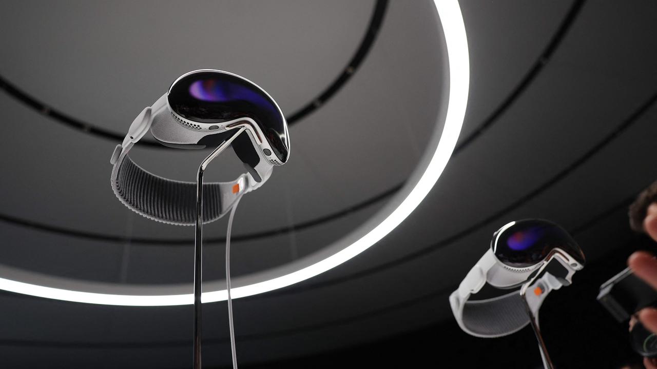 Apple Vision Pro Mixed Reality Headset Launched At Wwdc Specs Price Release Date Reaction 8626