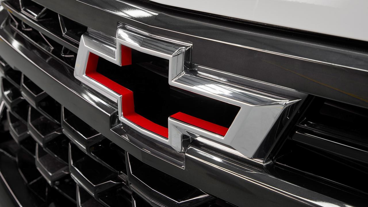 Chevrolet’s updated Silverado has a new “flow-tie” intake in the badge.