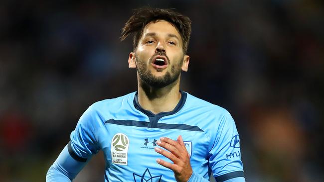 Macarthur have confirmed they are keen to sign Sydney FC star Milos Ninkovic. Picture: Getty Images