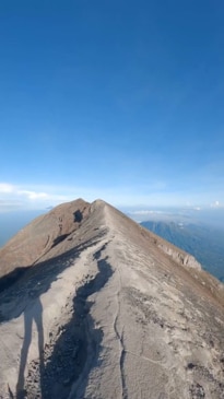Video shows how precarious atop Mt Agung is