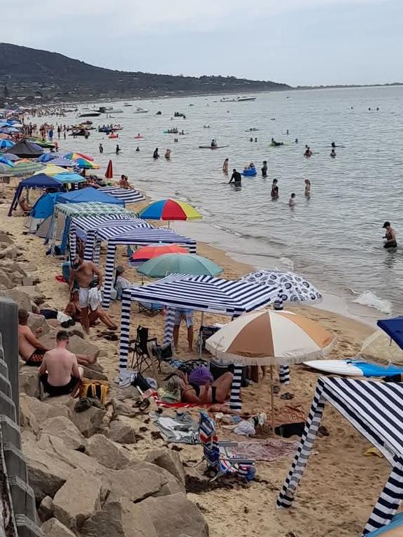 Mornington Peninsula beaches: Outrage at Safety Beach over beachgoers 'reserving' spots on the narrow strip of sand early in the morning. Picture: Facebook