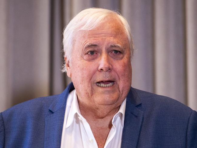 SYDNEY, AUSTRALIA. NewsWire Photos.December 12, 2024.Mining magnate Clive Palmer holds a press conference in Sydney.Picture: NewsWire / Jeremy Piper