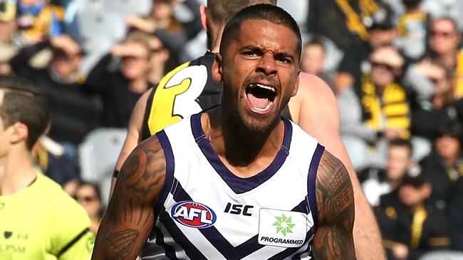 AFL : Richmond vs. Fremantle Brad Hill kicks a goal 1st term Picture:Wayne Ludbey