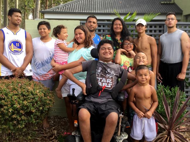 Payne Haas (left) with family, including parents Gregor Haas and Uiatu “Joan” Taufua at rear