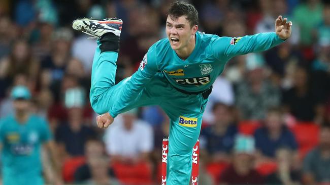 GOLD COAST, AUSTRALIA - DECEMBER 20: Mitch Swepson of the Heats bowls during the Big Bash League Match between the Brisbane Heat and the Melbourne Stars at Metricon Stadium on December 20, 2019 in Gold Coast, Australia. (Photo by Chris Hyde/Getty Images)