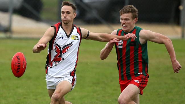 EFL: Knox’s Jackson Drake leads the race for the ball. Picture: Stuart Milligan