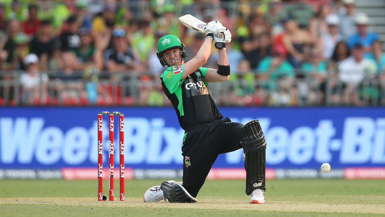 Melbourne Stars survive collapse to knock Thunder off top of BBL ladder