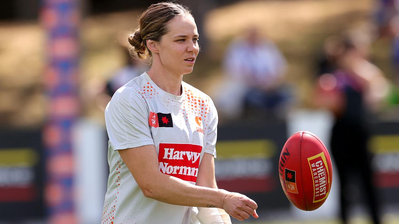 MELBOURNE, AUSTRALIA - OCTOBER 01: Chloe Dalton of the Giants warms up during the round five AFLW match between North Melbourne Tasmania Kangaroos and Greater Western Sydney Giants at Arden Street Ground, on October 01, 2023, in Melbourne, Australia. (Photo by Kelly Defina/Getty Images)