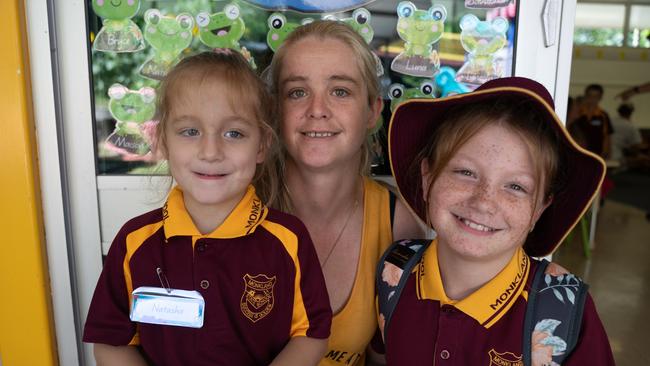 Jade Leis, Serena Leis, Natasha Leis at the first day of school at Monkland State School. January 22, 2024. Picture: Christine Schindler