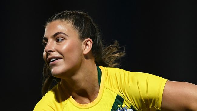 Jessica Sergis warming up ahead for the Jillaroos. (Photo by Gareth Copley/Getty Images)