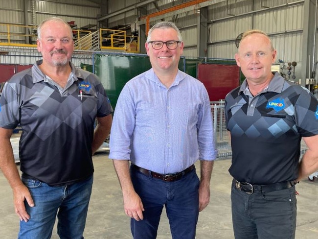 Linked Group Services CEO and co-owner Peter Shaw, Shadow Minister for Queensland Resources Murray Watts and Linked Group Services Managing Director and co-owner Jason Sharam. Picture: Steph Allen.