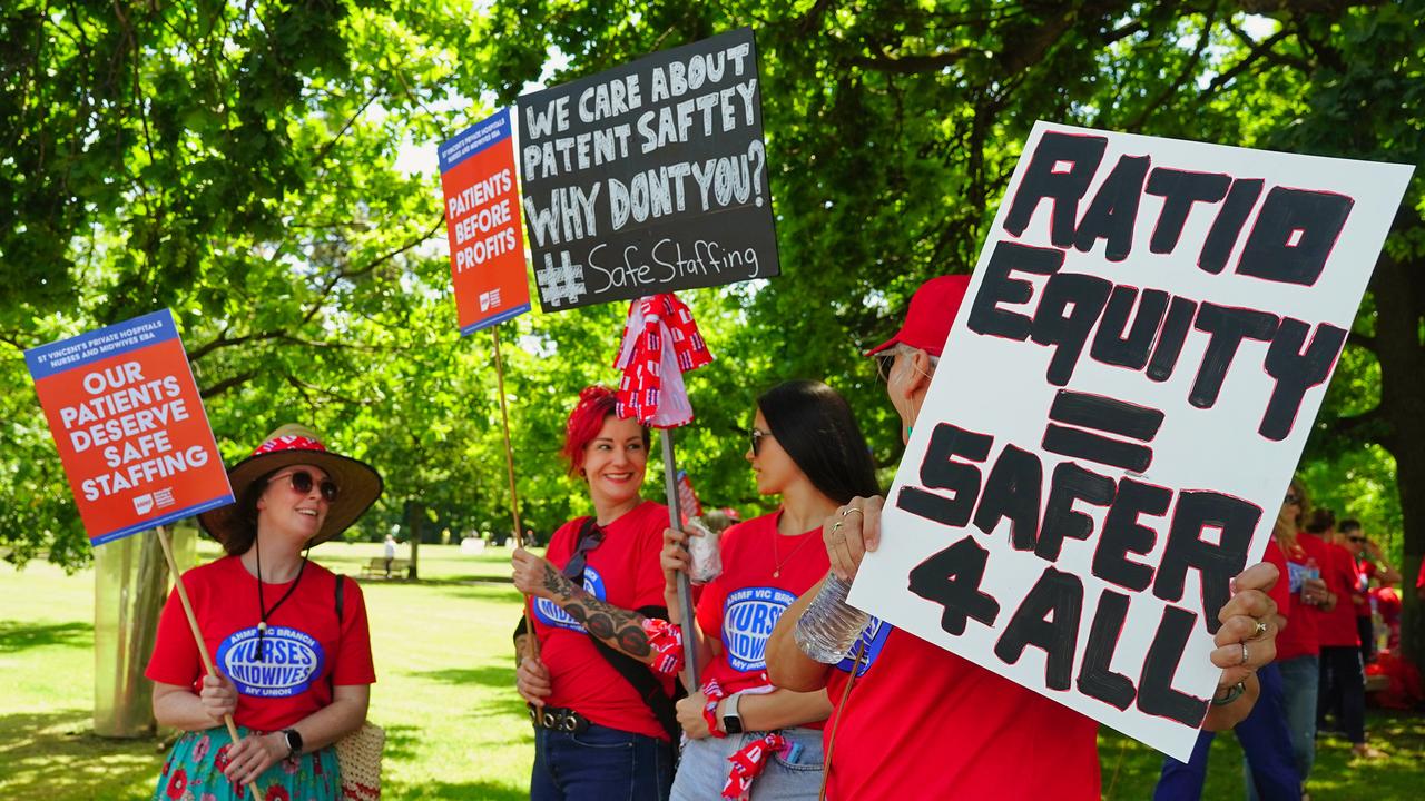 Nurses want a better deal. Picture: NewsWire / Luis Enrique Ascui