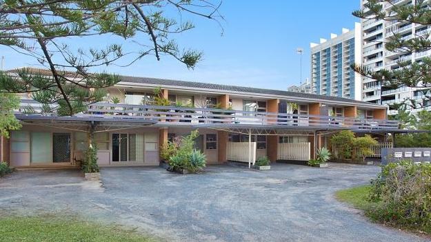 Casino Waves, Broadbeach