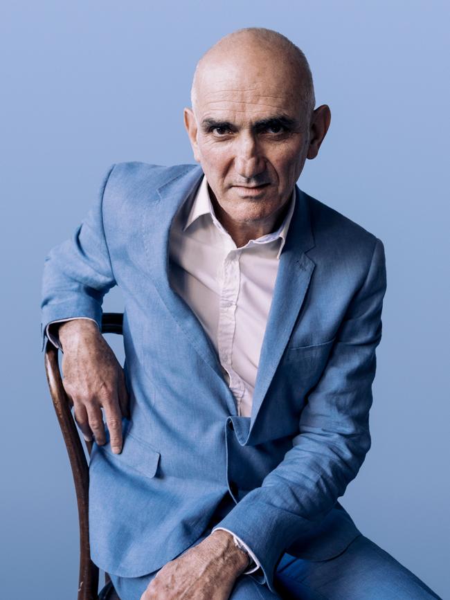 Paul Kelly is playing live on the ABC for NYE. Pic: Cybele Malinowski