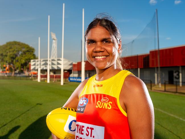 GC SUNS AFLW player Janet Baird is back in town to train with NT Thunder Academy players ahead of the womenÃs curtain raiser at TIO Stadium on Saturday afternoon. Picture: Che Chorley