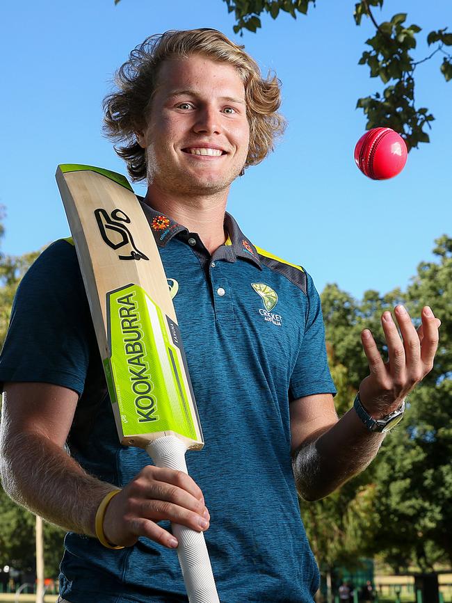 Will Pucovski gets a feel for Australian colours after being called into the Test squad. Picture: Ian Currie. 