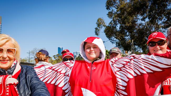 Swans all the way. Picture: NewsWire/Nadir Kinani