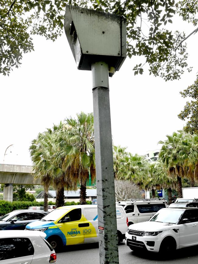 Mobile speed cameras caught thousands of drivers across Victoria. Picture: NCA NewsWire / Jeremy Piper