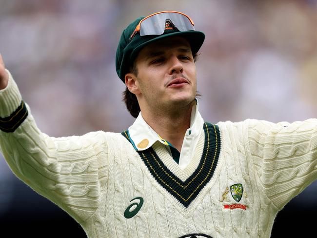 Australia's Sam Konstas gestures to the crowd on the third day of the fourth cricket Test match between Australia and India at the Melbourne Cricket Ground (MCG) in Melbourne on December 28, 2024. (Photo by Martin KEEP / AFP) / -- IMAGE RESTRICTED TO EDITORIAL USE - STRICTLY NO COMMERCIAL USE --