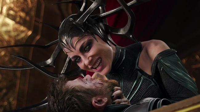 Thor: Ragnarok director teases talking Hulk, Cate Blanchett, and more -  HeyUGuys