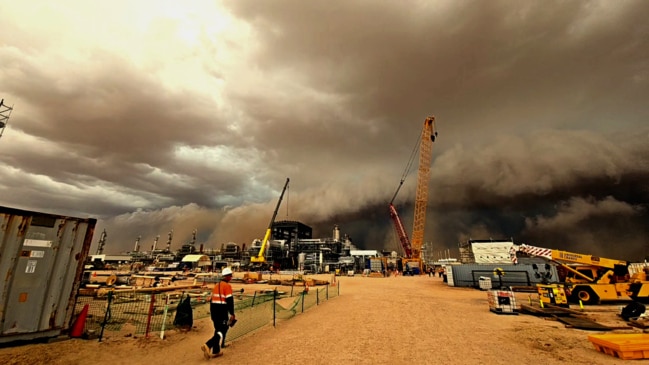 Moomba Storm Footage