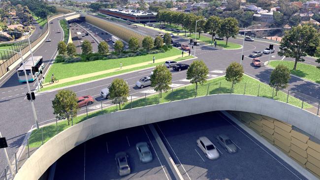 Elder St green bridge connecting both sides of Greensborough Rd and the Watsonia Station carpark.