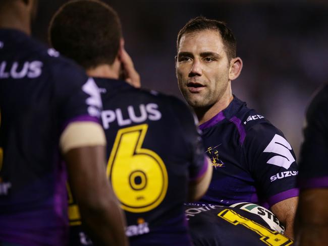 SYDNEY, AUSTRALIA - JUNE 08:  Cameron Smith captain of the Storm talks to players after a Sharks try during the round 14 NRL match between the Cronulla Sharks and the Melbourne Storm at Southern Cross Group Stadium on June 8, 2017 in Sydney, Australia.  (Photo by Matt King/Getty Images)