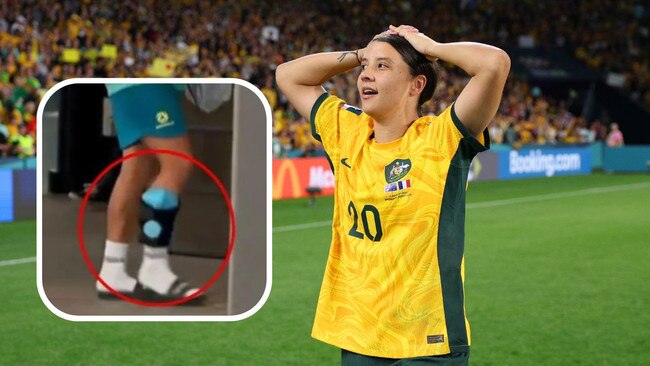 Sam Kerr icing her ankle