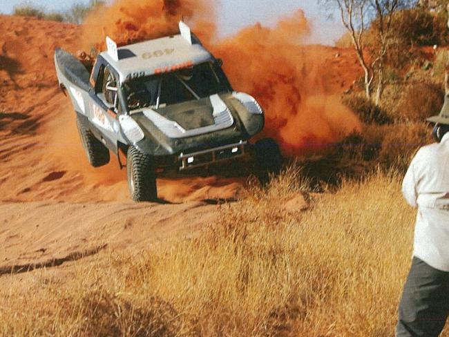 Trophy Truck #499 as it suffers suspension failure and heads towards Nigel Harris in the moments before his death at the 2021 Finke Desert Race. Picture: NT Courts