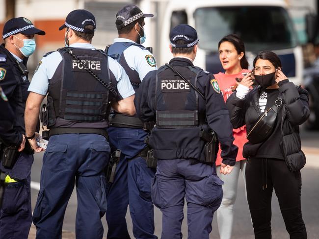 Police out in force in Coogee on Saturday morning checking compliance with the public health orders. Picture: Julian Andrews