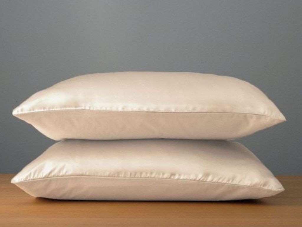 These silk pillowcases are on sale for a limited time.