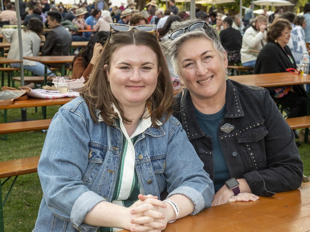 Angela Stronach with her mother Susan Stronach. Festival of Food and Wine, Queens Park, Toowoomba Carnival of Flowers. Sunday, September 11, 2022. Picture: Nev Madsen.