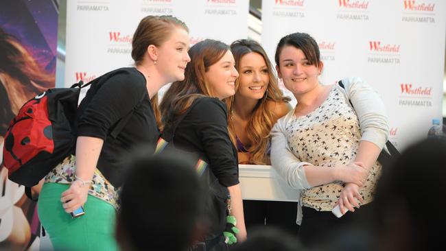 Ricki-Lee with Kimberley and Cassie Creek from Newcastle and Kimberly Errey from Beecroft. Picture: Brent McGilvary