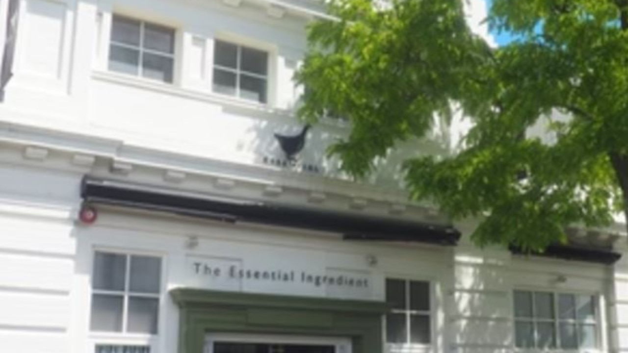 Gourmet food retailer The Essential Ingredient announced it was having a closing down sale two months after it went into voluntary administration.