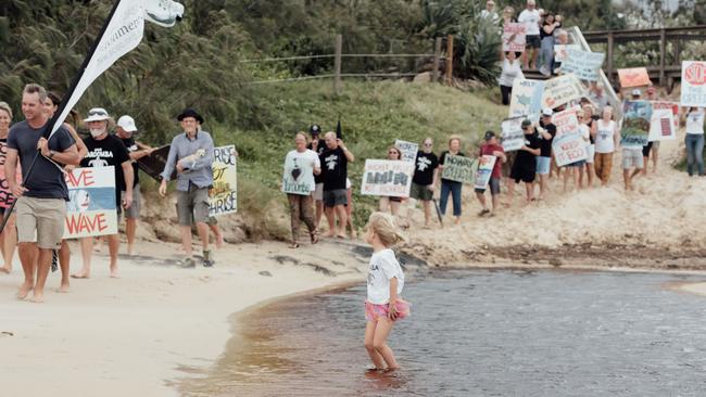 Community protest at Yaroomba against the proposed hotel and housing development.