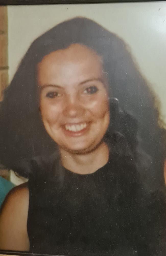 Danielle Calvert passed away "under suspicious circumstances" in 1996, when her daughter was just eight months old. If you recognise the woman in this photo, you may be able to help.