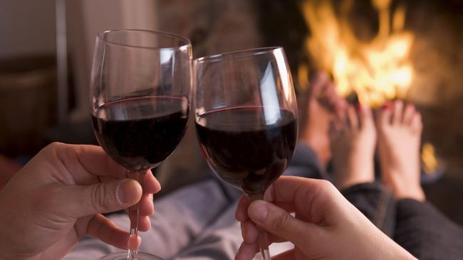 Need somewhere to defrost this weekend? We’ve found 8 wineries under three hours from Melbourne to enjoy a glass of wine near a fireplace.