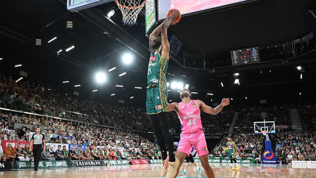 Marcus Lee was just as disappointed post-game despite putting in his best game as JackJumpers player. (Photo by Steve Bell/Getty Images)