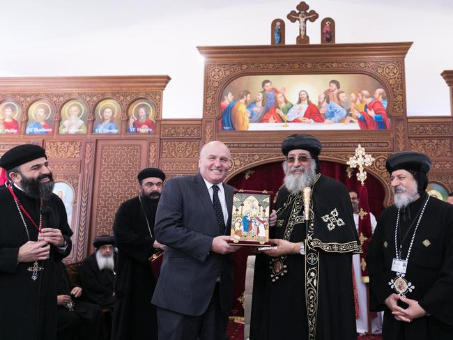 Pope Tawadrous II with parish priest Fr Joshua, Baulkham Hills MP David Elliot, and Bishop of the Diocese of Sydney, Bishop Daniel.