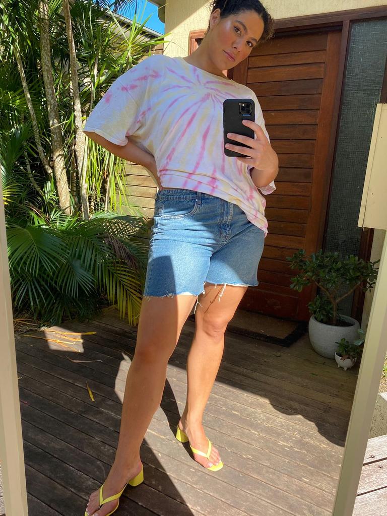 Shorts, oversized T-shirt, slides and you are out the door. Picture: Jessica Vander Leahy